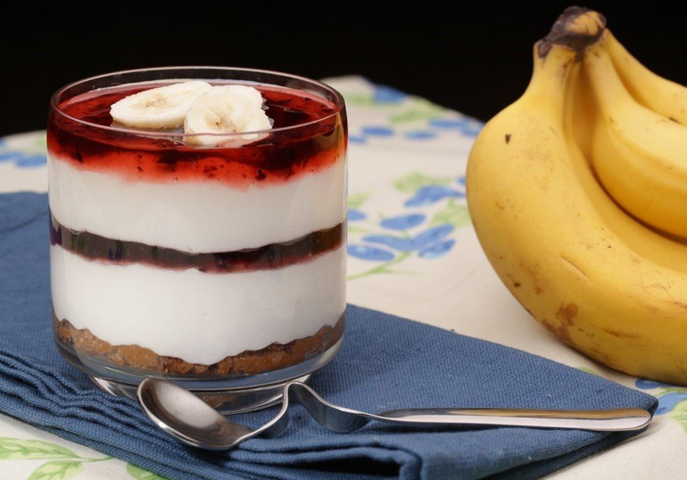 Creamy Banana Blueberry Dessert